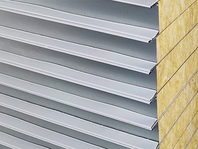 彩鋼巖棉夾芯板工藝如何？